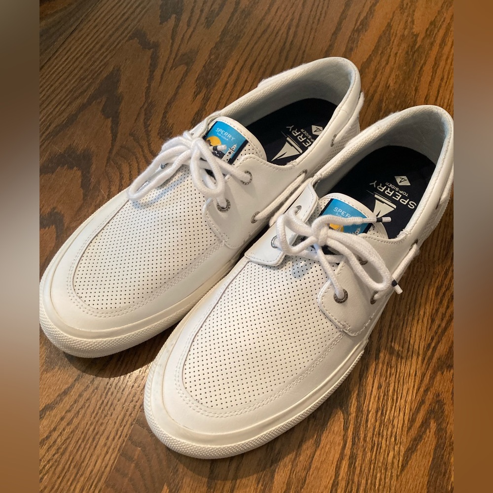 White Top- Slider Sperrys
